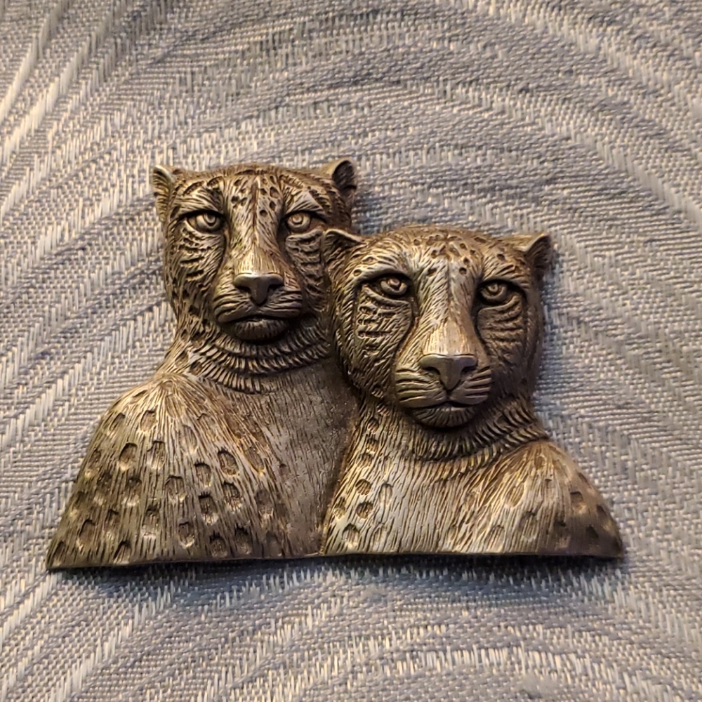 Cheetahs Big Cat Statement Brooch